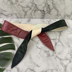 Womens Vintage 90s Leather Wrap Belt Size M Black Red Colorblock Waist Tie